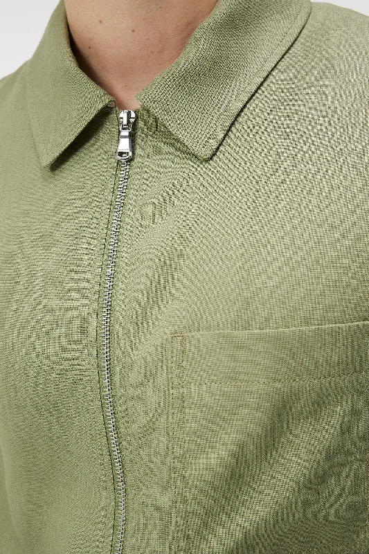 Julius Linen Overshirt / Oil Green