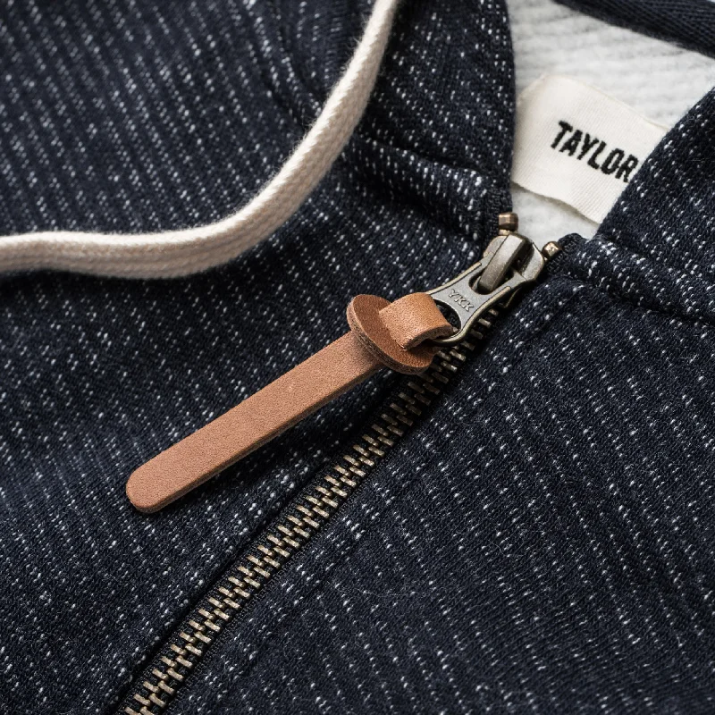 The Après Hoodie in Navy