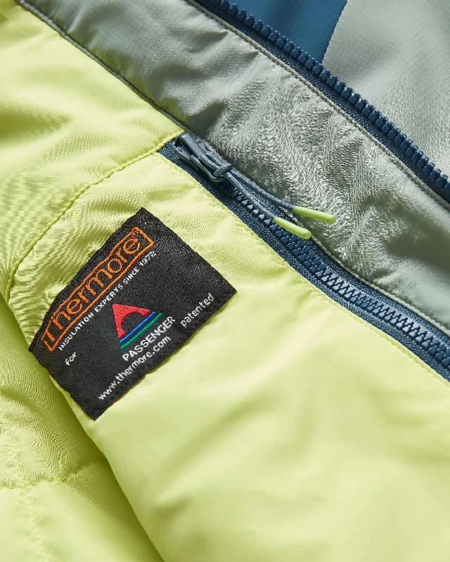 Daybreak Light Recycled Thermore® Insulated Jacket - Pistachio/Blue Steel