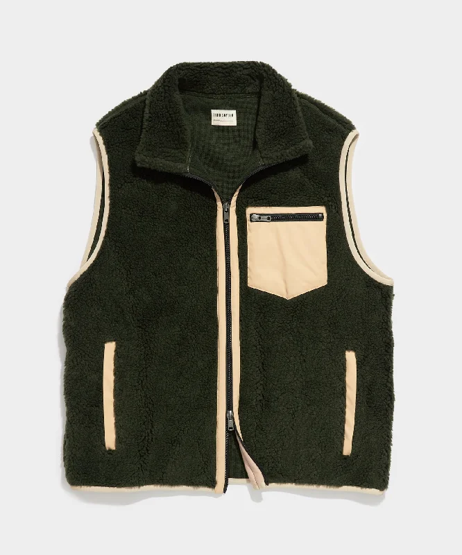 Italian Recycled Fleece Vest in Olive