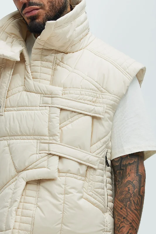 Split Vision Quilted Vest - Cream